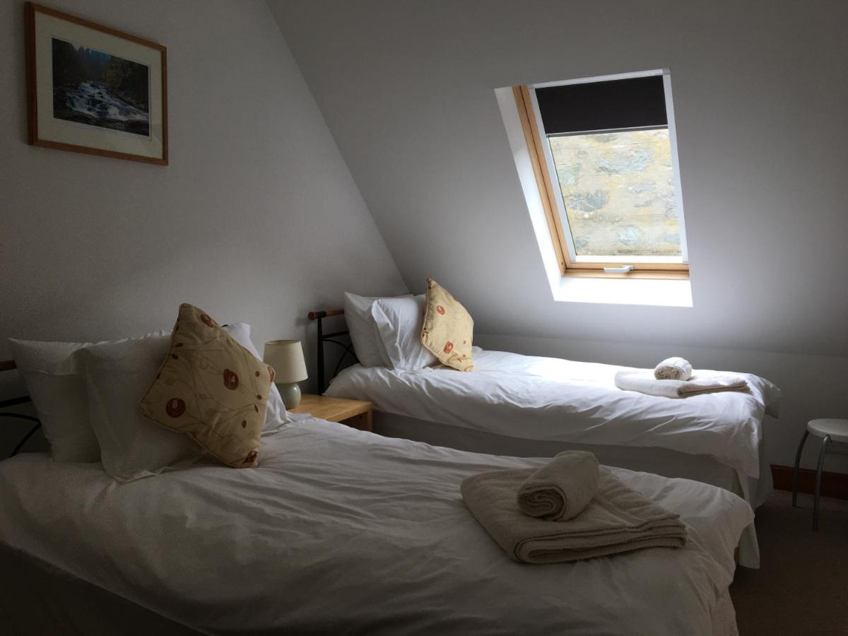 Lairds And Keepers Apartments Dunkeld Bagian luar foto